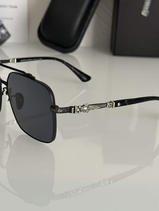 Picture of Chrome Hearts Sunglasses _SKUfw73375638fw